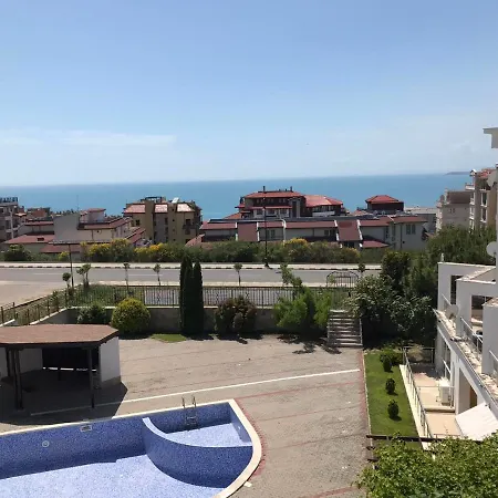 комплекс ивет Sveti Vlas